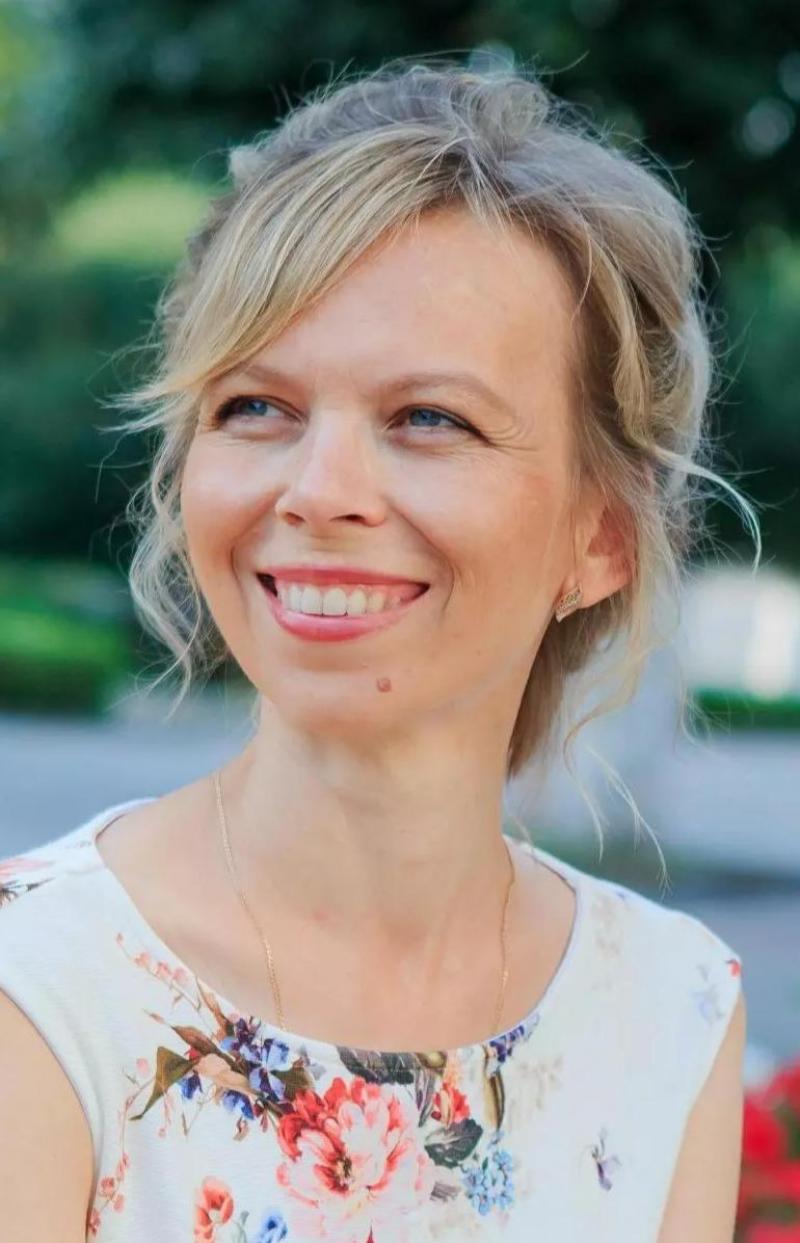Bild des Benutzers Elena